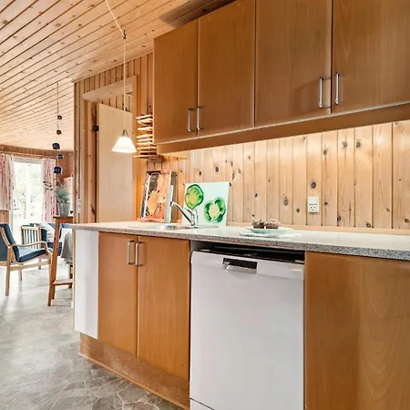 Дом отдыха 3 Bedroom Cozy In