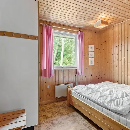 Cozy In Romo With Kitchen